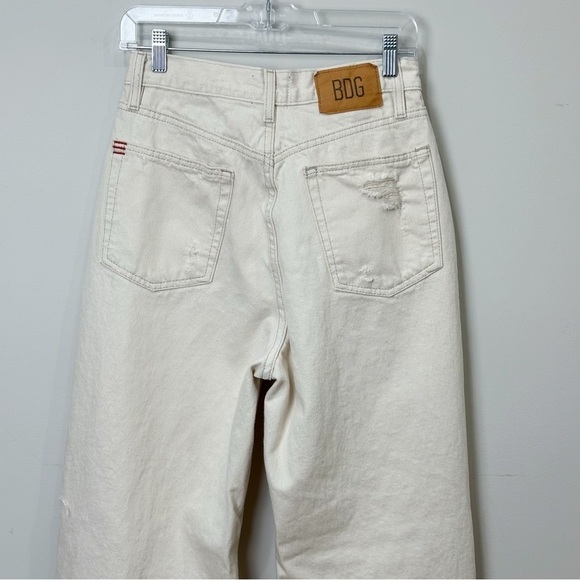 BDG High Rise Baggy Jeans Cream Distressed Wide Leg High Rise Waist - Picture 5 of 9